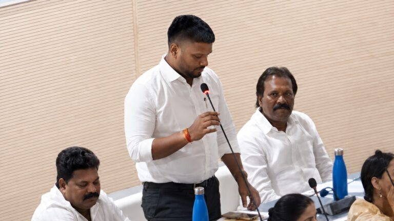 KDMC के नाला सफाई के दावों पर शिवसेना नगरसेवक कुणाल पाटील ने दी आंदोलन की चेतावनी
