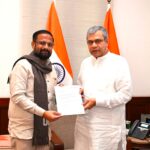 Airoli–Belapur Railway Stations Set for a Major Revamp; Railway Minister Ashwini Vaishnaw Orders Immediate Action