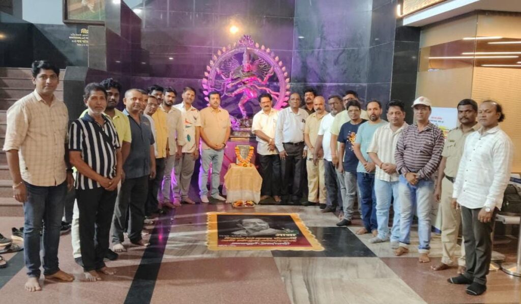 Remembering the Legend: Navi Mumbai Artistes Pay Emotionally Charged Homage to Natasamrat Nana Patekar
